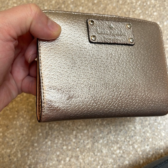 Kate Spade rose gold wallet - Picture 8 of 9